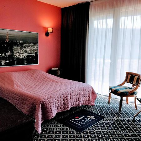 Hotel Fleur De Lys Bailleul  Buitenkant foto