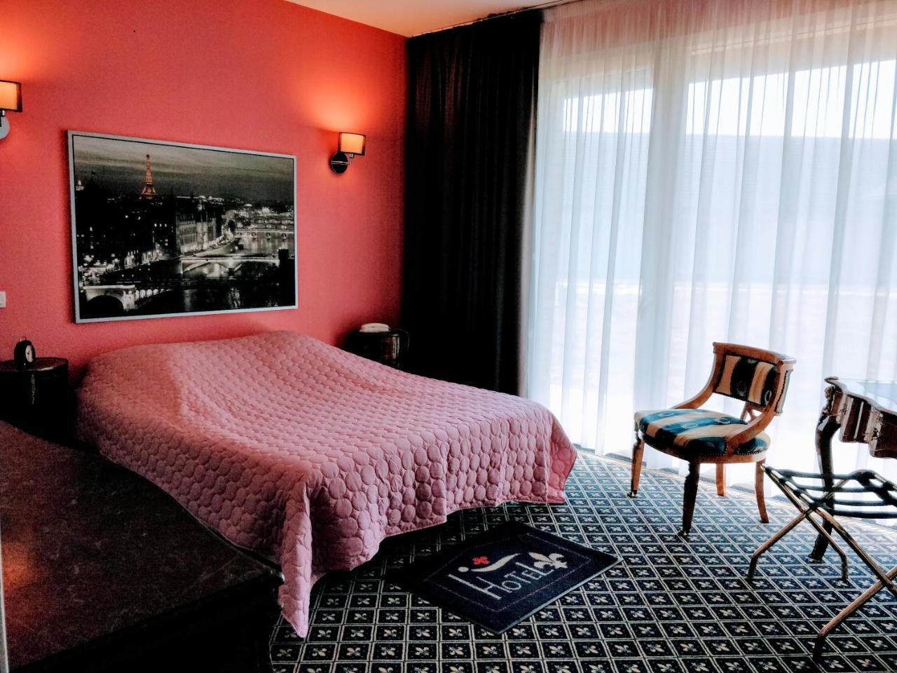 Hotel Fleur De Lys Bailleul  Buitenkant foto
