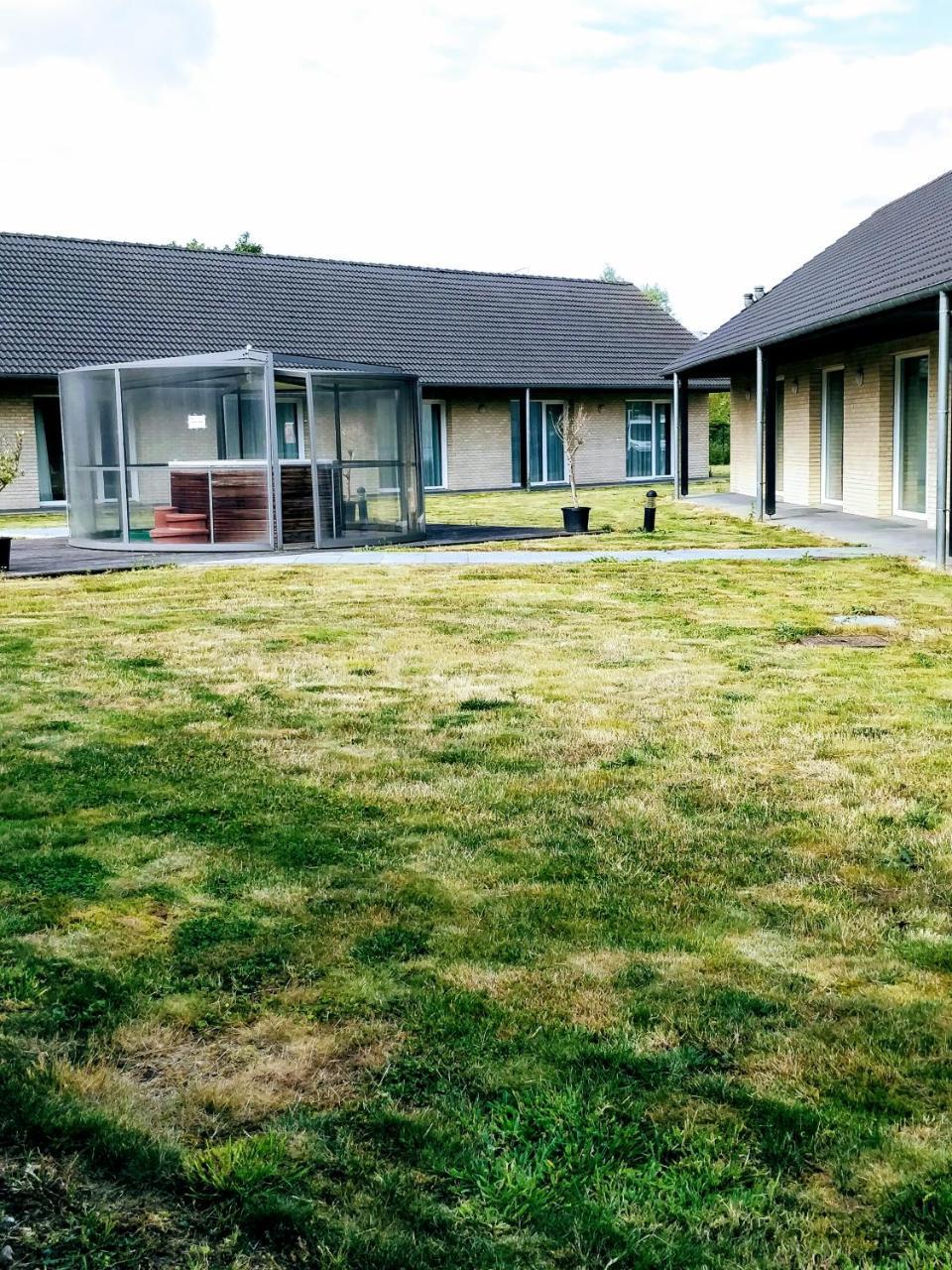 Hotel Fleur De Lys Bailleul  Buitenkant foto